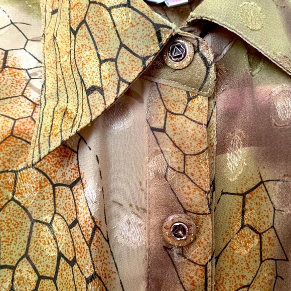 90s Vintage sheer blouse with unique buttons and wild fabric - Picture 6 of 11